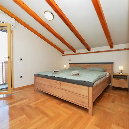 Apartamento Nikola