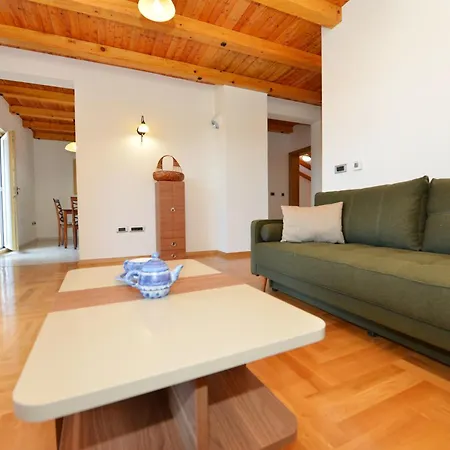 Apartamento Nikola *