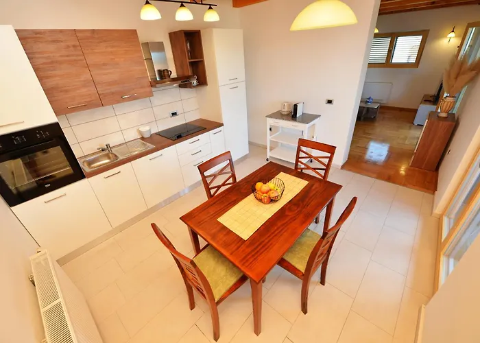 Nikola Apartamento Zadar